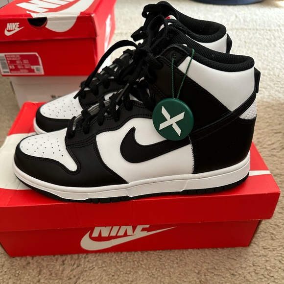 Nike Panda High Tops - Picture 2 of 6